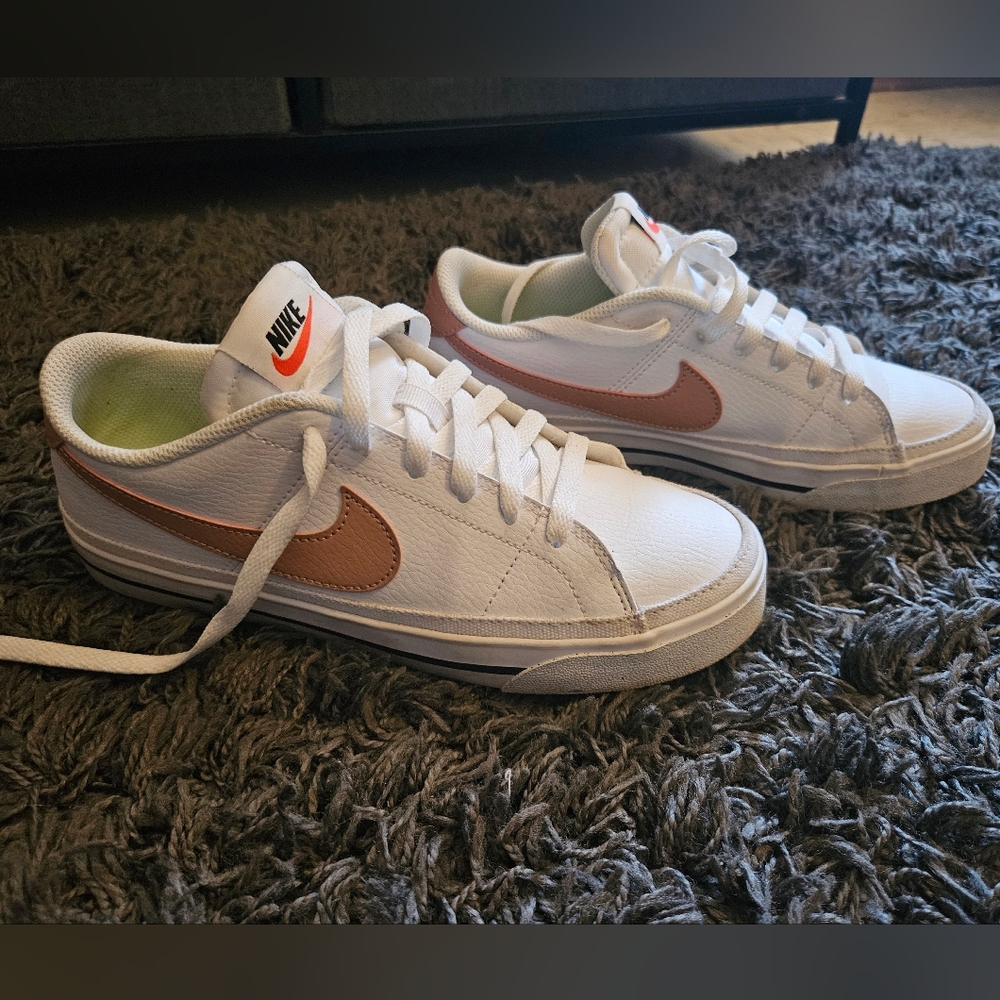 Nike Womens Shoes